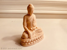 Laden Sie das Bild in den Galerie-Viewer, Buddha Decoration