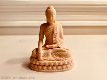 Laden Sie das Bild in den Galerie-Viewer, Buddha Decoration