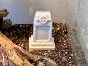 Terrarium Decoration "Pillar Tombstone" - Marble colored Terrarium Decor