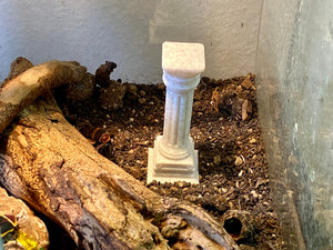 Terrarium Decoration "Pillar II" - Marble colored Terrarium Decor