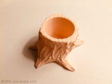 Load image into Gallery viewer, Jelly Cup Holder Stump Feeder
