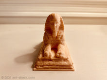 Laden Sie das Bild in den Galerie-Viewer, Sphinx Decoration